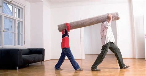 Proces doručovania a plynutia výpovednej lehoty