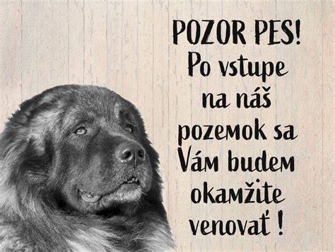 Štítok s nápisom 