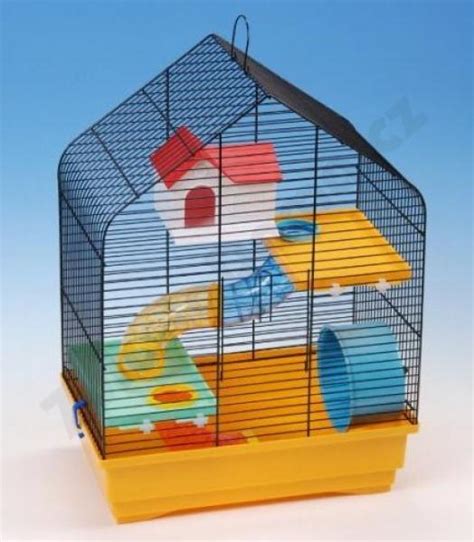 Interiér potkaňej klietky s vybavením