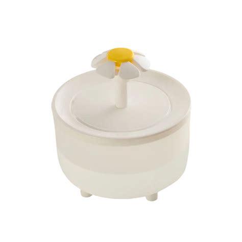 Miska s potkanou potravou a napájačka