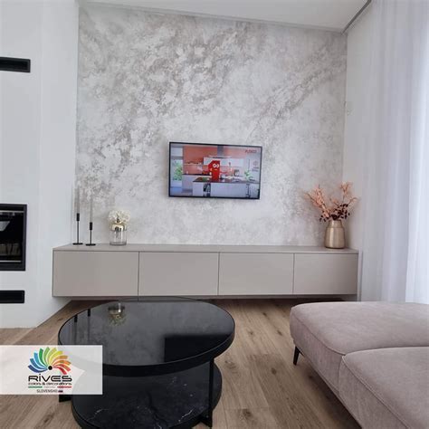 Mramorová stena v modernom interiéri