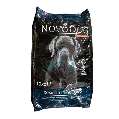 Infografika porovnávajúca granule a BARF stravu pre psa