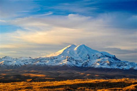 Najvyšší bod Ruska - hora Elbrus