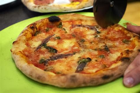 Neapolská pizza z pece