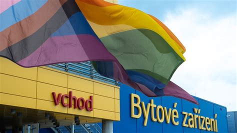 Tréningové vlajky pri elektronickom ohradníku