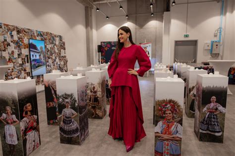 Šteňa na prvej výstave