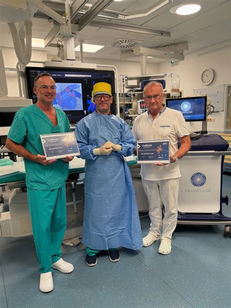 Infografika zobrazujúca percentuálne rozdelenie pozitívnych, negatívnych a neutrálnych komentárov