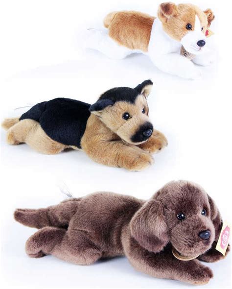 plyšové psíky rôznych plemien