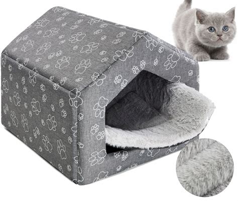 drevená debnička premenená na pelech pre mačku