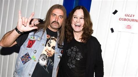 Ilustrácia psa Ozzyho