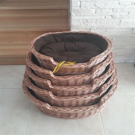 Prútený pelech pre psa