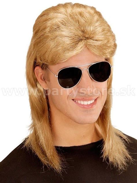 Líščia tvár nemeckého vlčieho špica s výraznými 