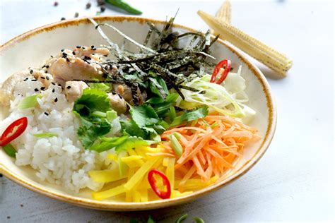 Miska s ryžou a kuracím mäsom