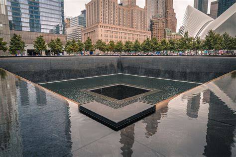 Infografika: Trajektória úteku z World Trade Center
