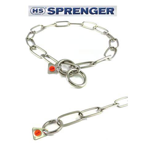 Obojky Herm Sprenger INOX: vyrazený nápis na krúžkoch a kovový lesk obojkov
