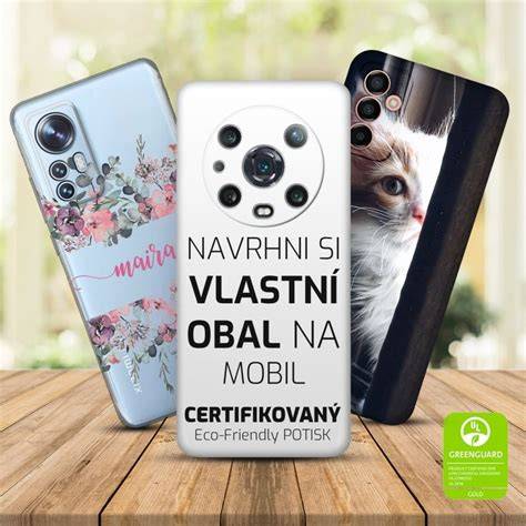 Obal na mobil s dizajnom psa - vizuálny príklad