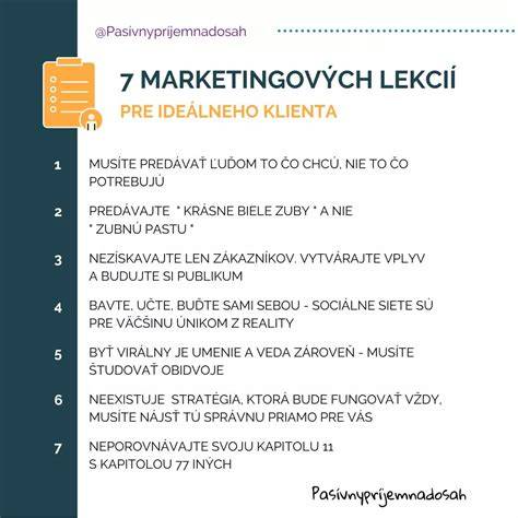 Infografika: Porovnanie tradičného a moderného prístupu k vianocnej práci a digitálnej ochrane obsahu