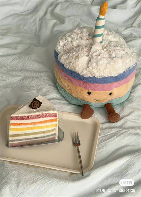 stuffed animal-inspired cake with layers