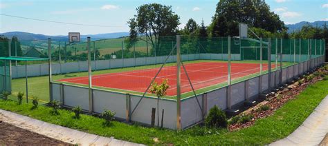 Multifunkčné ihrisko v Seni