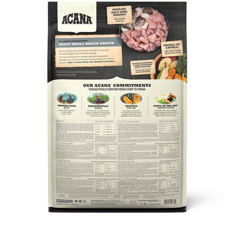 Obrázok prezentujúci hlavné ingrediencie Acana Adult Small Breed: kurča, vajcia, losos z Tichého oceánu, zelenina a ovocie