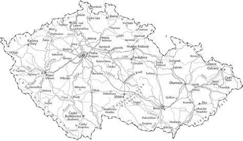 Mapa prístupových ciest k Beckovskému hradu