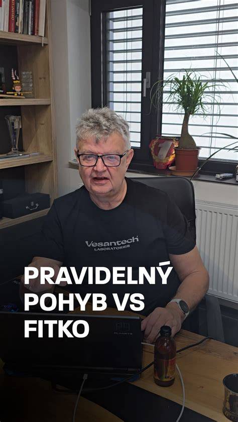 Infografika: Boo účes vs. prirodzený vzhľad Pomeraniana