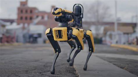 robotický pes pri záchrannej operácii