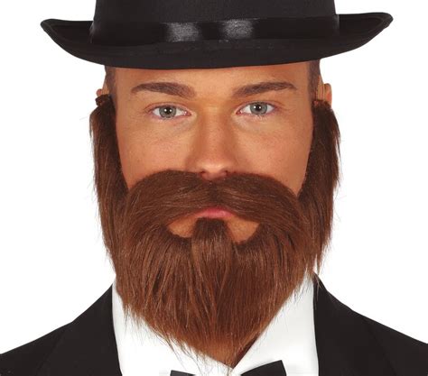 Typický vzhľad holandského pinča s fúzmi a obočím